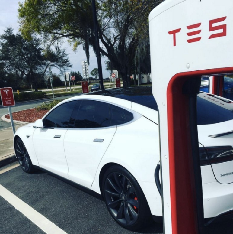 Kate Upton's New Tesla Model X Sports a Satin Ghost Pearl Wrap
