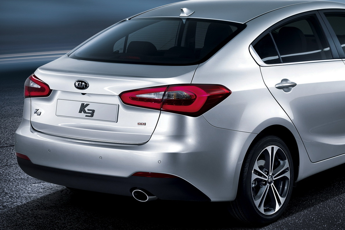 Kia Releases First Official Photos of K3 - autoevolution