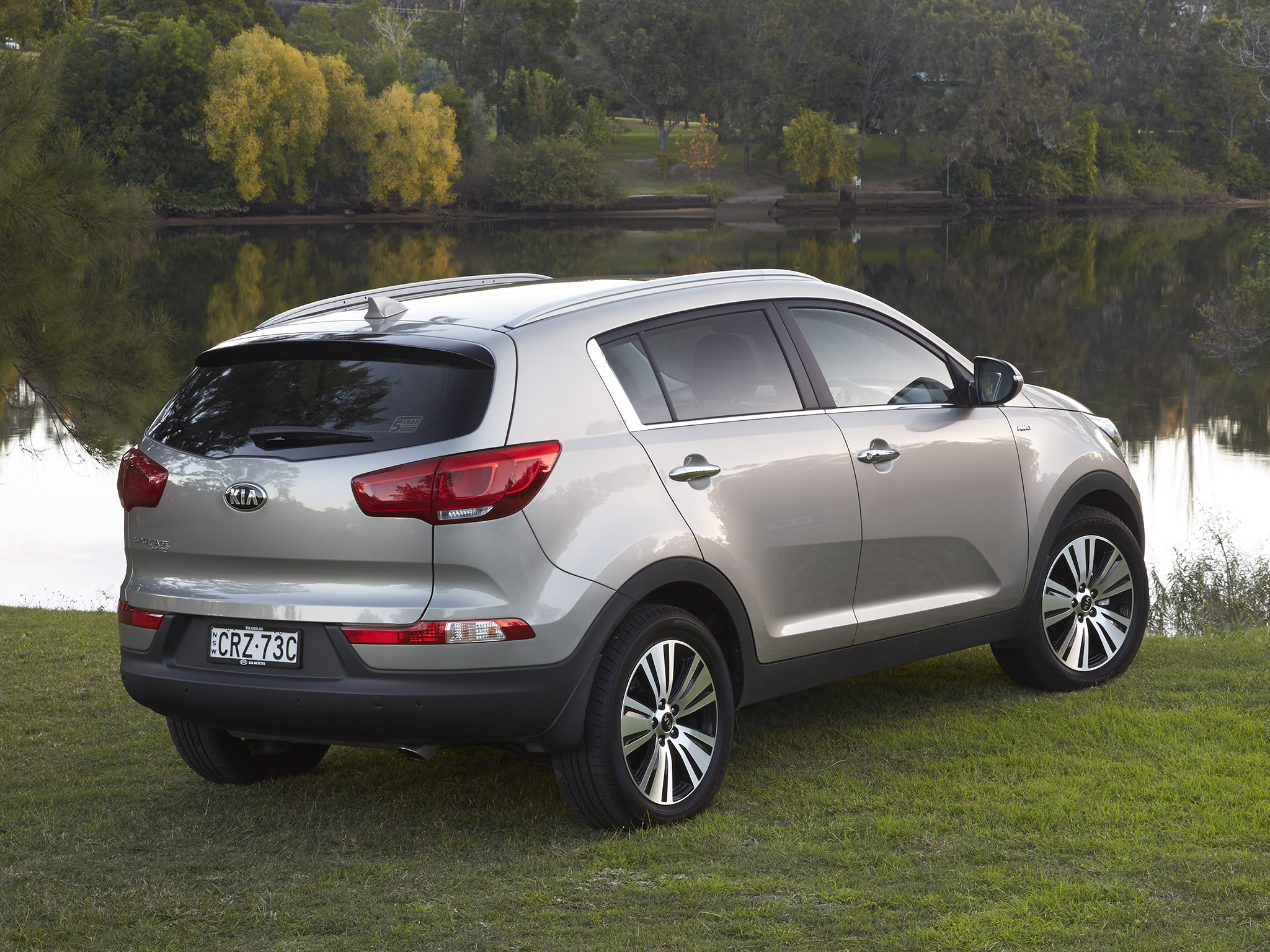 Kia Sportage SUV Gets New Facelift with Sorento Looks for