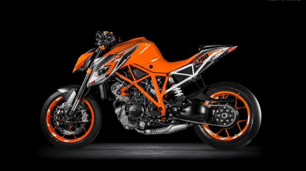 ktm-1290-super-duke-r-shows-available-styling-photo-gallery_8.jpg