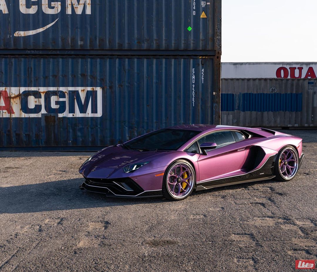 Lambo Aventador Ultimae Nests on SE30 Viola-Matched ANRKYs to Invite ...
