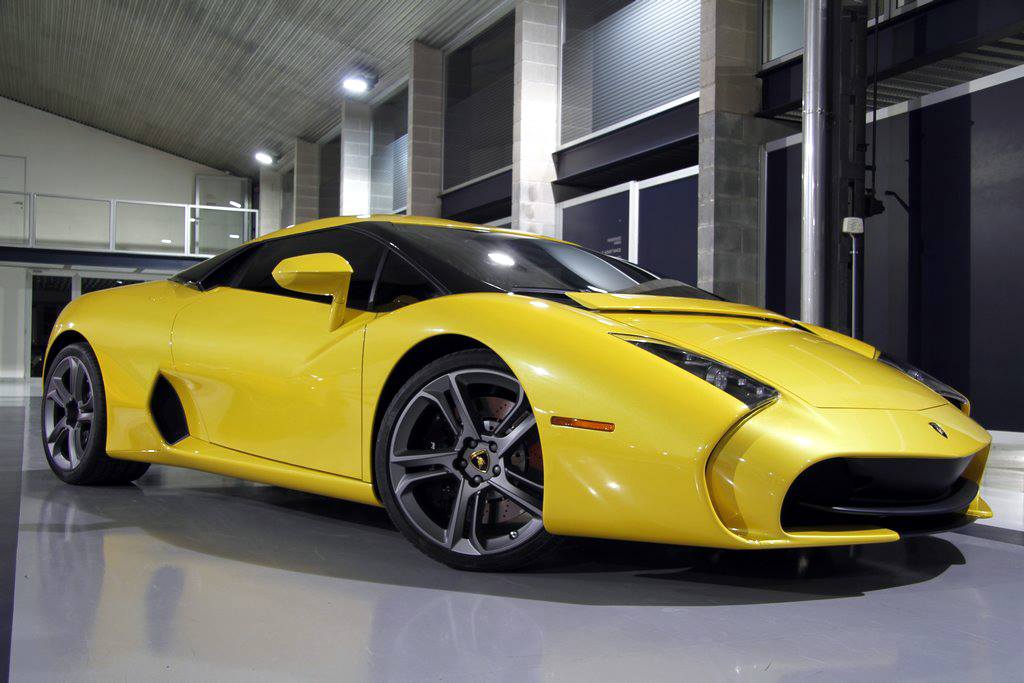 Lamborghini 5-95 Zagato Still Looks Ugly in Yellow