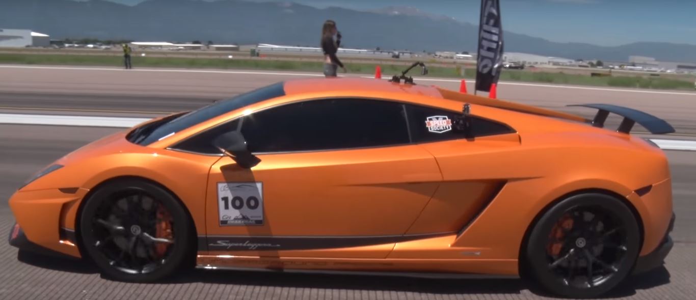 Lamborghini Brothers Race a 2,000 HP Huracan against a ...