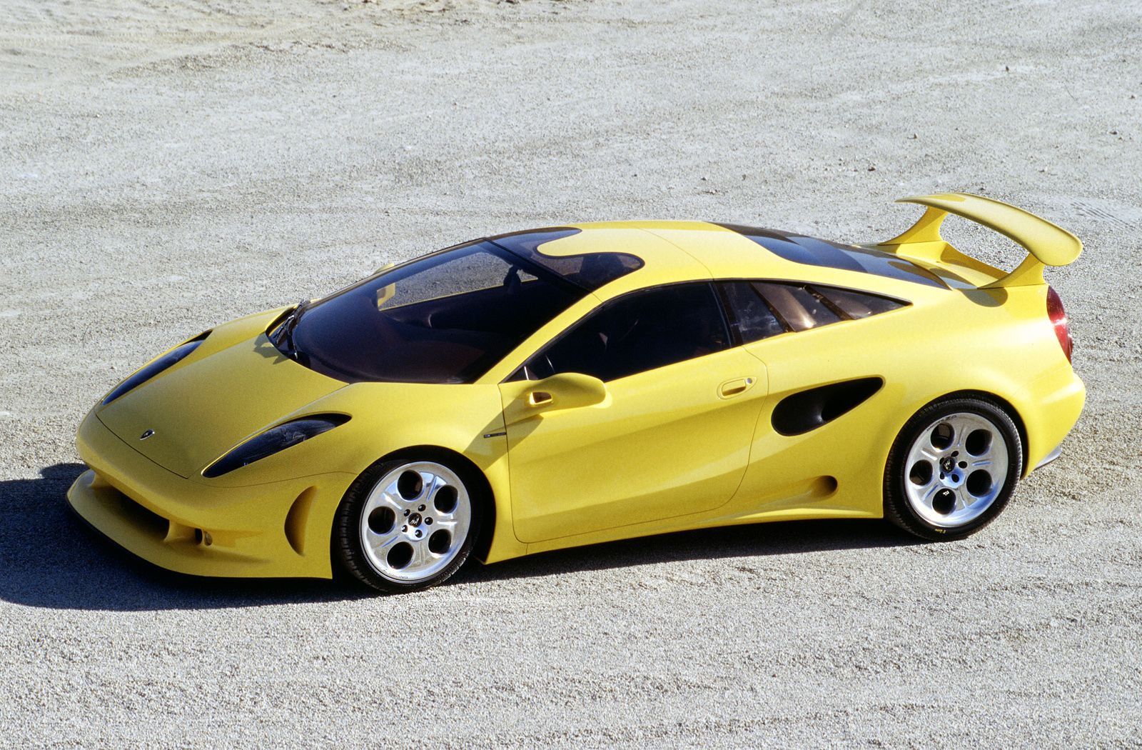 Lamborghini Cala: A Beautiful 1990s Concept That Almost Made It Into  Production - autoevolution
