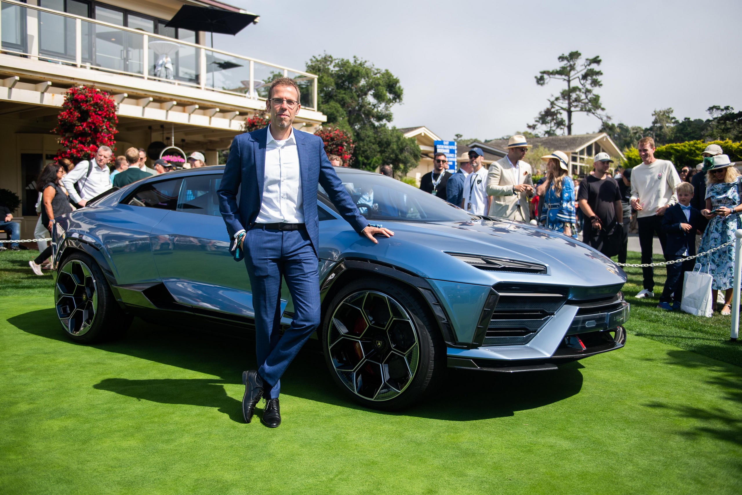 Lamborghini Lanzador Electric Concept Graces Pebble Beach's Lawn Looking  Like a Spaceship - autoevolution