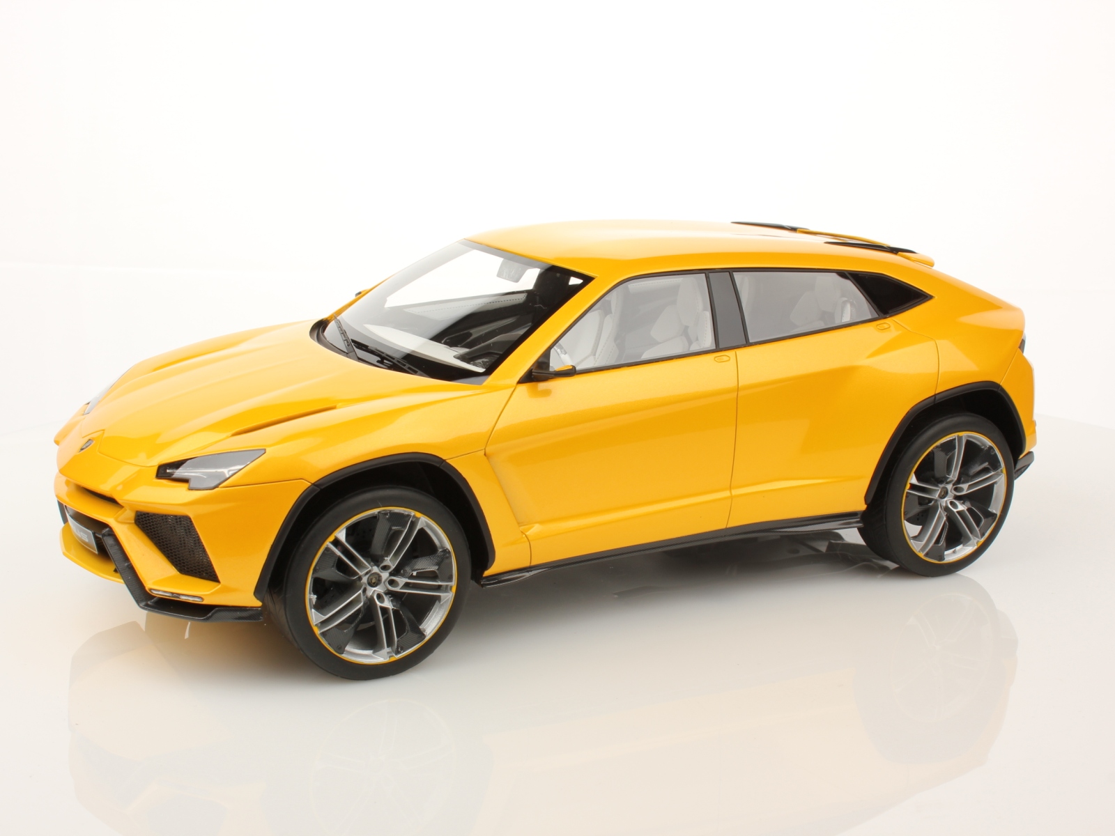 Lamborghini Urus Production Officially Confirmed for 2018 ...