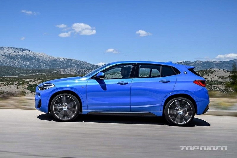 Leaked: 2018 BMW X2 (F39) sDrive20i Looks Great In Misano Blue With M Sport Pack - autoevolution