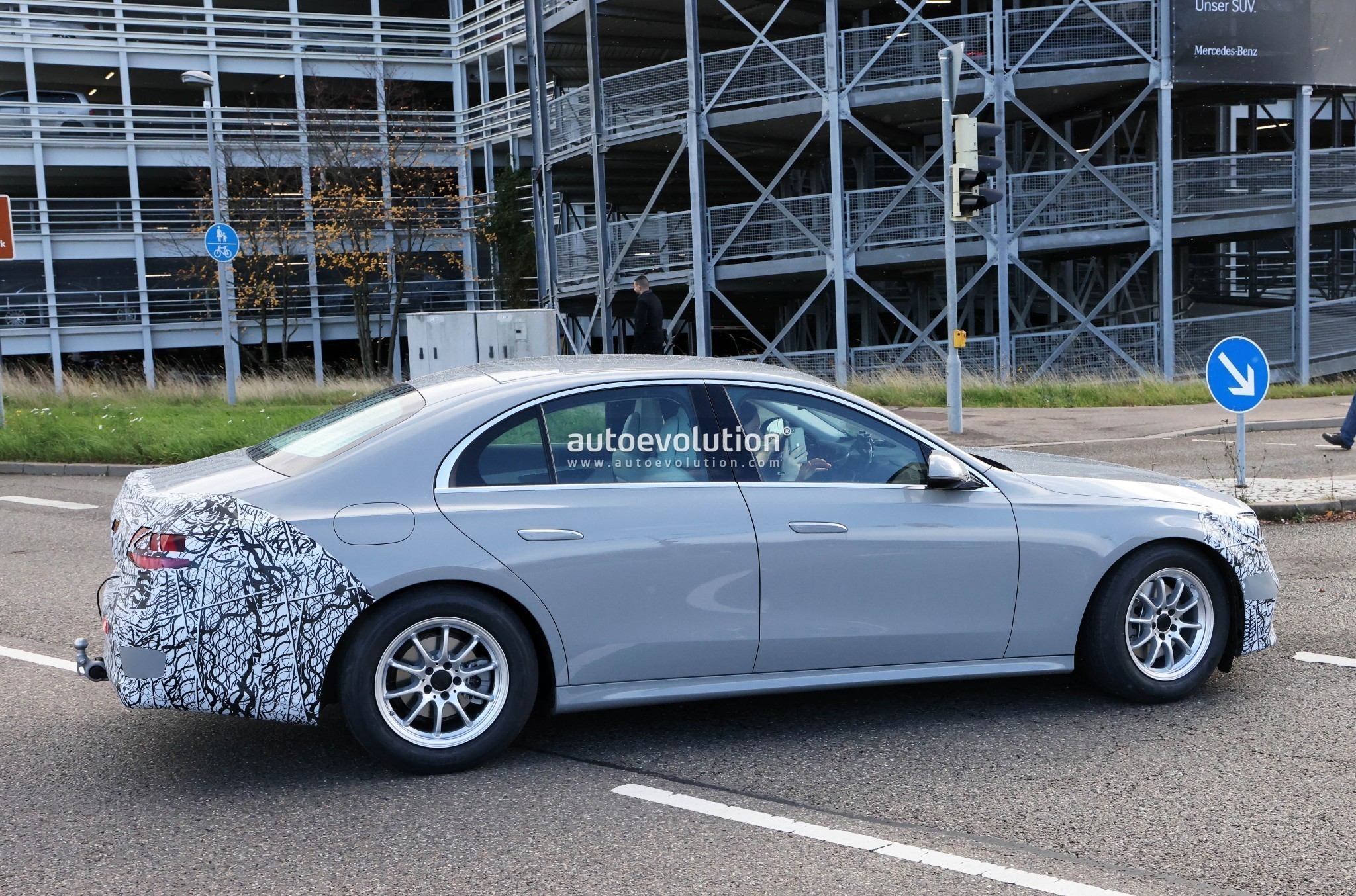 All-New 2024 Mercedes E-Class Leaked Images Depict Fresh Front End and  Dashboard Design - autoevolution