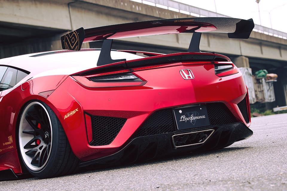 Liberty Walk Shows New Acura NSX Body Kit, and It Has no Fender Flares.