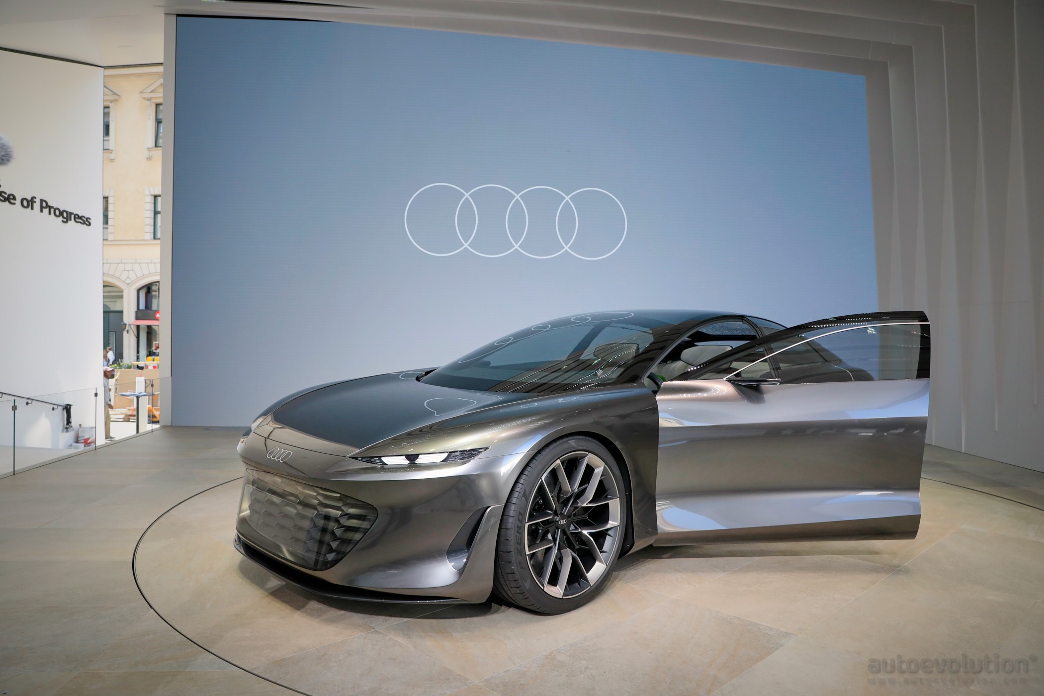Live Pics: Audi grandsphere Concept Debuts in Munich, Looks Like the ...