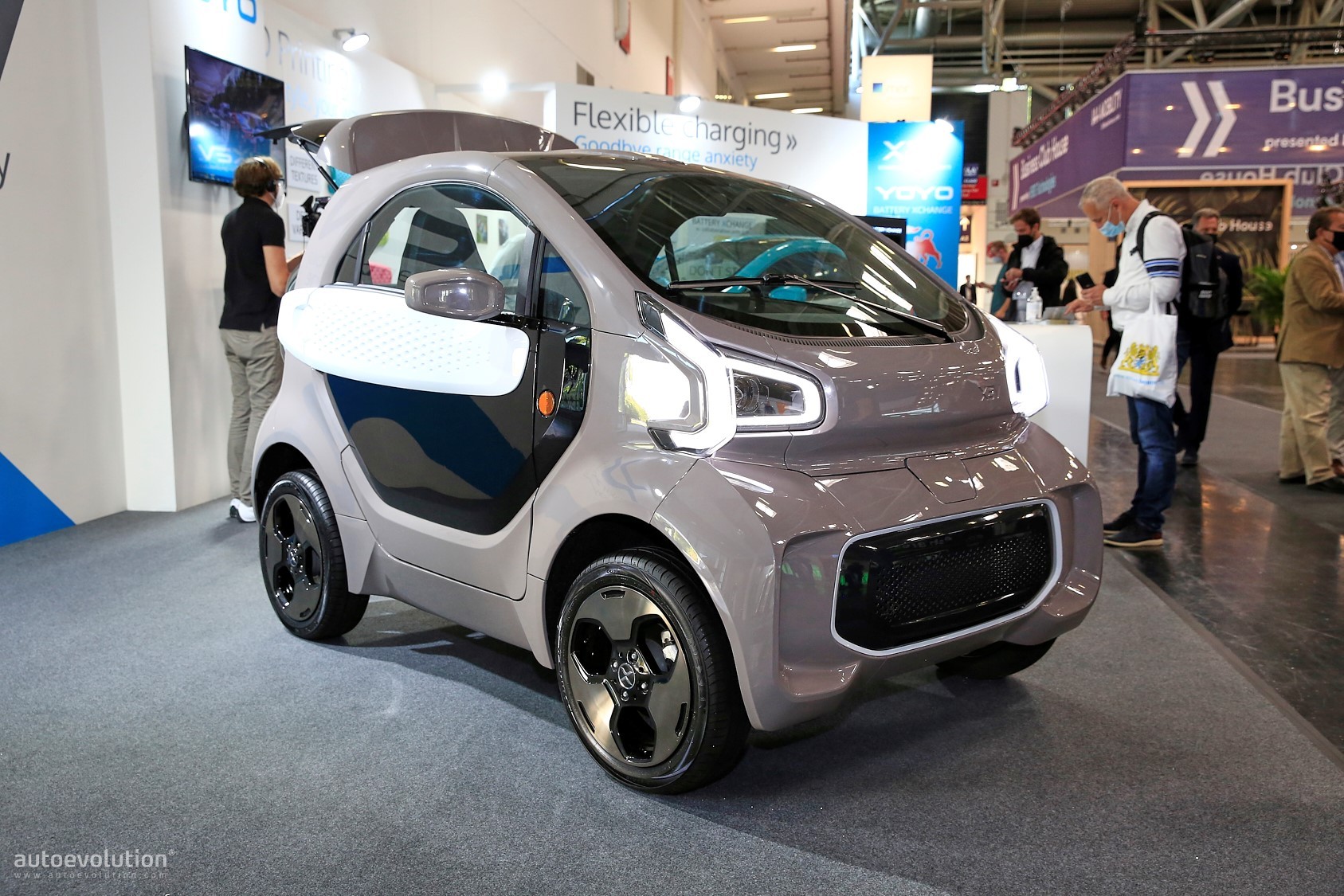 Live Pics XEV YoYo Is the Only 3DPrinted Electric Car at IAA 2021
