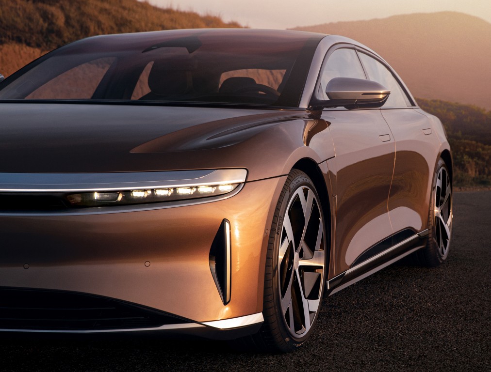 Lucid Begins Deliveries of Lucid Air Dream Edition to Customers in Europe,  Confirms Official WLTP Driving Range of up to 883 km
