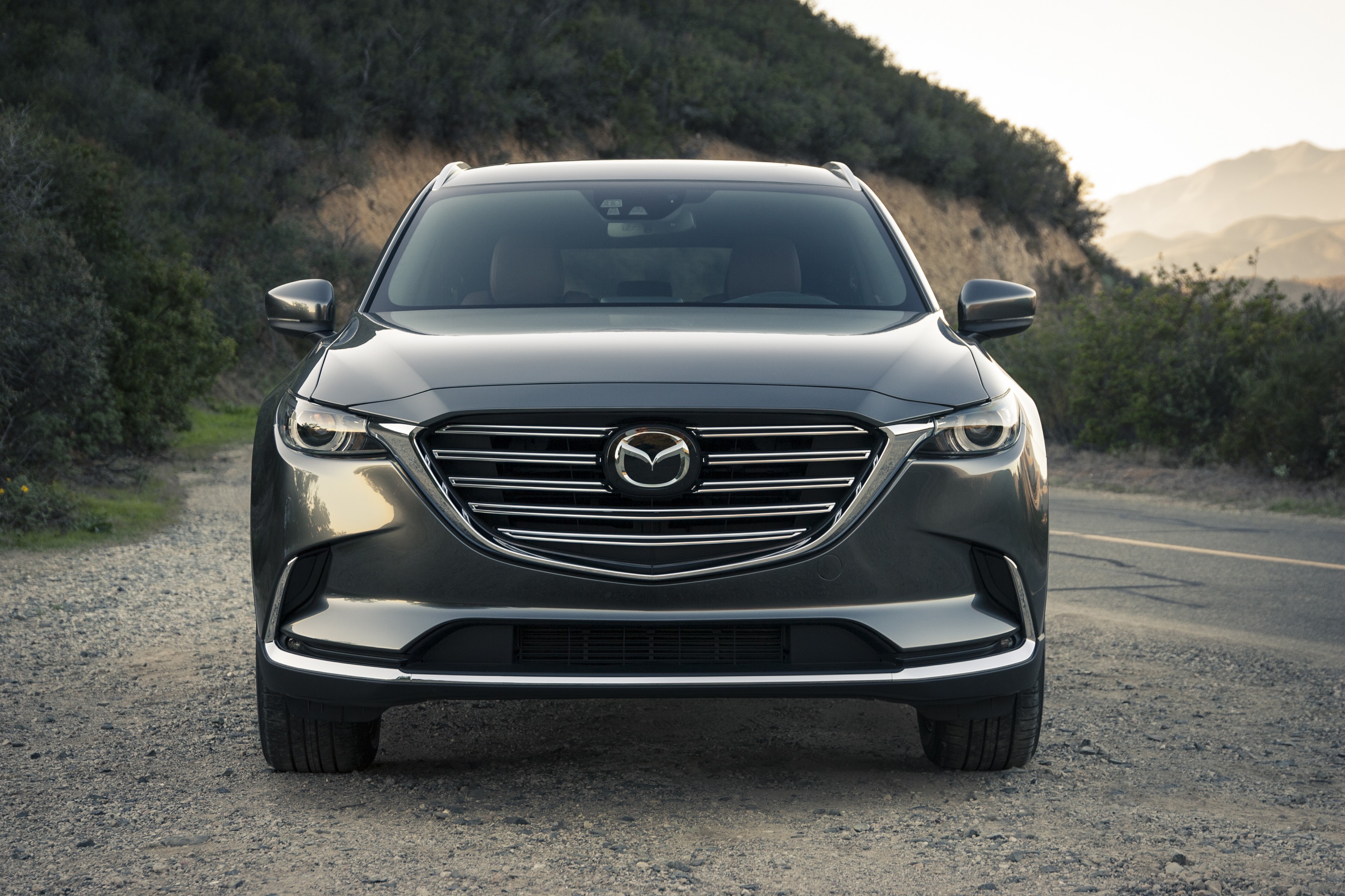 Mazda CX-9 Steps Into 2017 Retaining $31,520 Starting Price - autoevolution