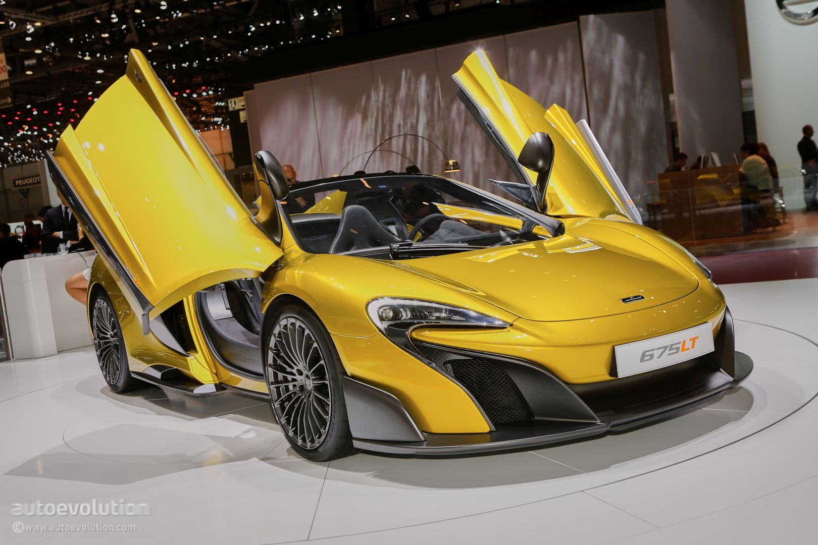 Mclaren 675lt Spider Is Only A Teenager Heavier Than The Coupe In Geneva Autoevolution