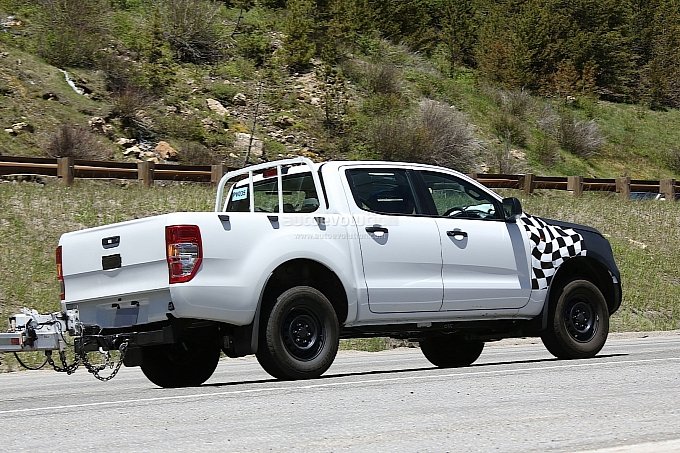 Ford ranger hauling a motorcycle #10