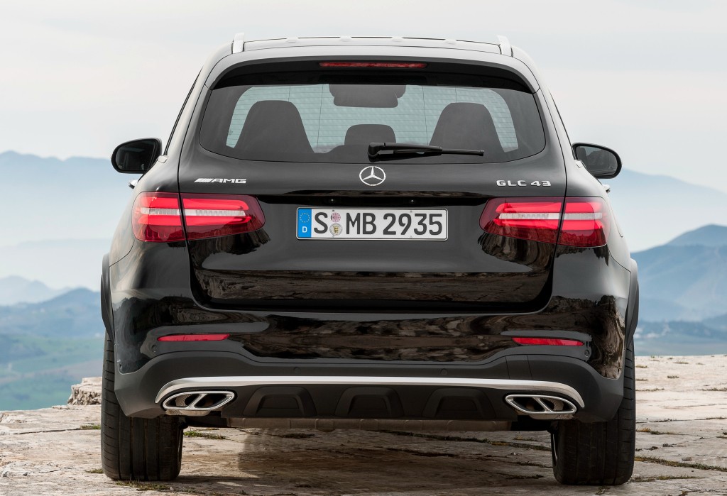 2017 Mercedes Amg Glc 43 4matic Is A 367 Hp Audi Killer With