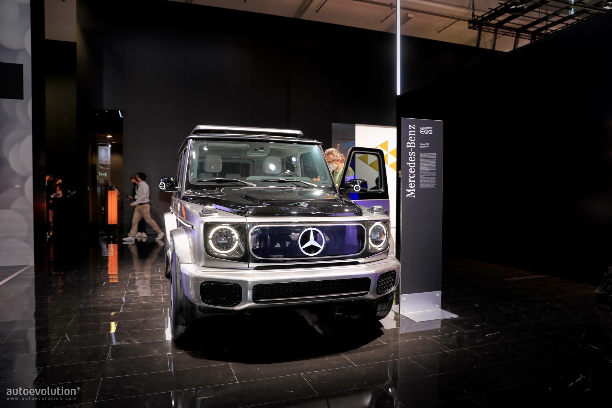 Live Pics: Mercedes-Benz EQG Concept Blends Capability With Eco ...