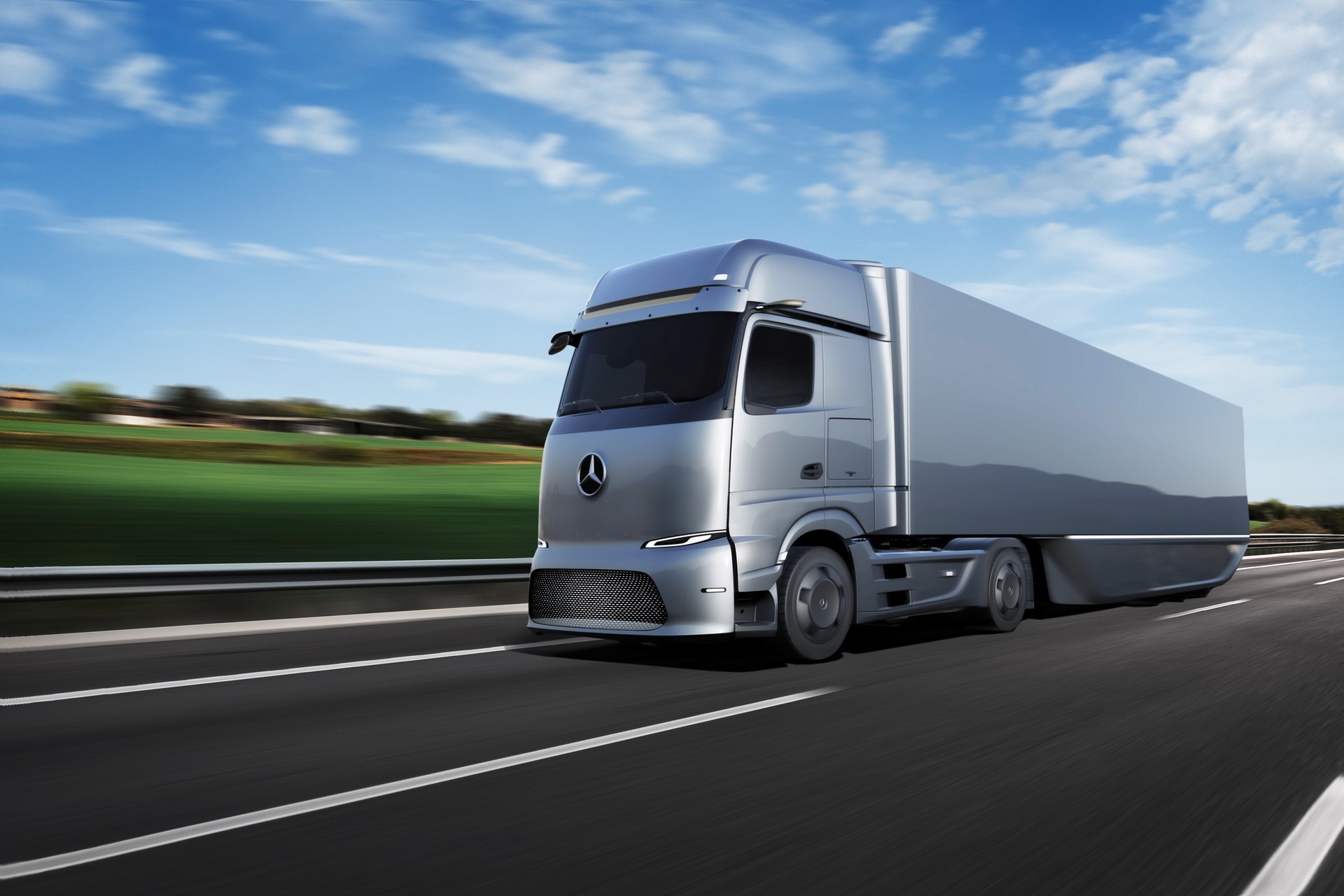 MercedesBenz GenH2 Truck Signals 2025 FuelCell LongHauler With 1,000