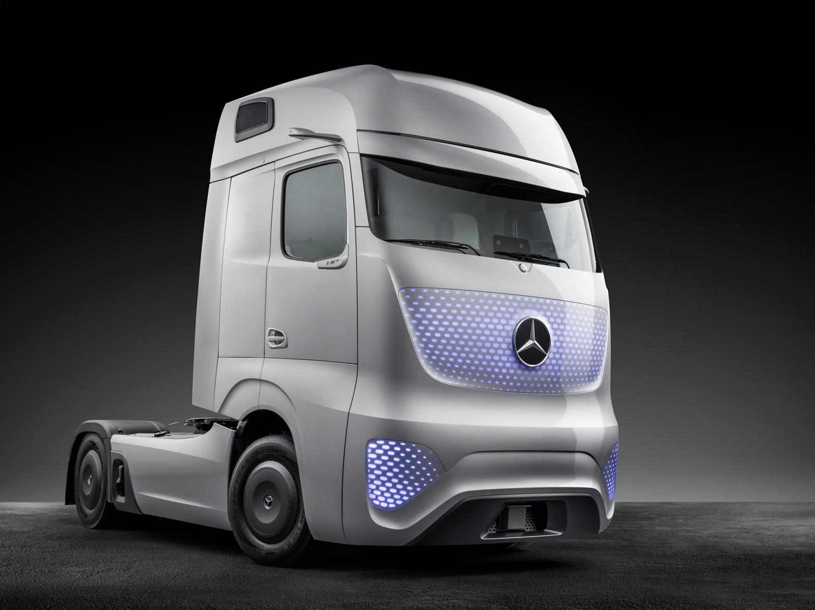 MercedesBenz Unveils Future Truck 2025 [Video] autoevolution