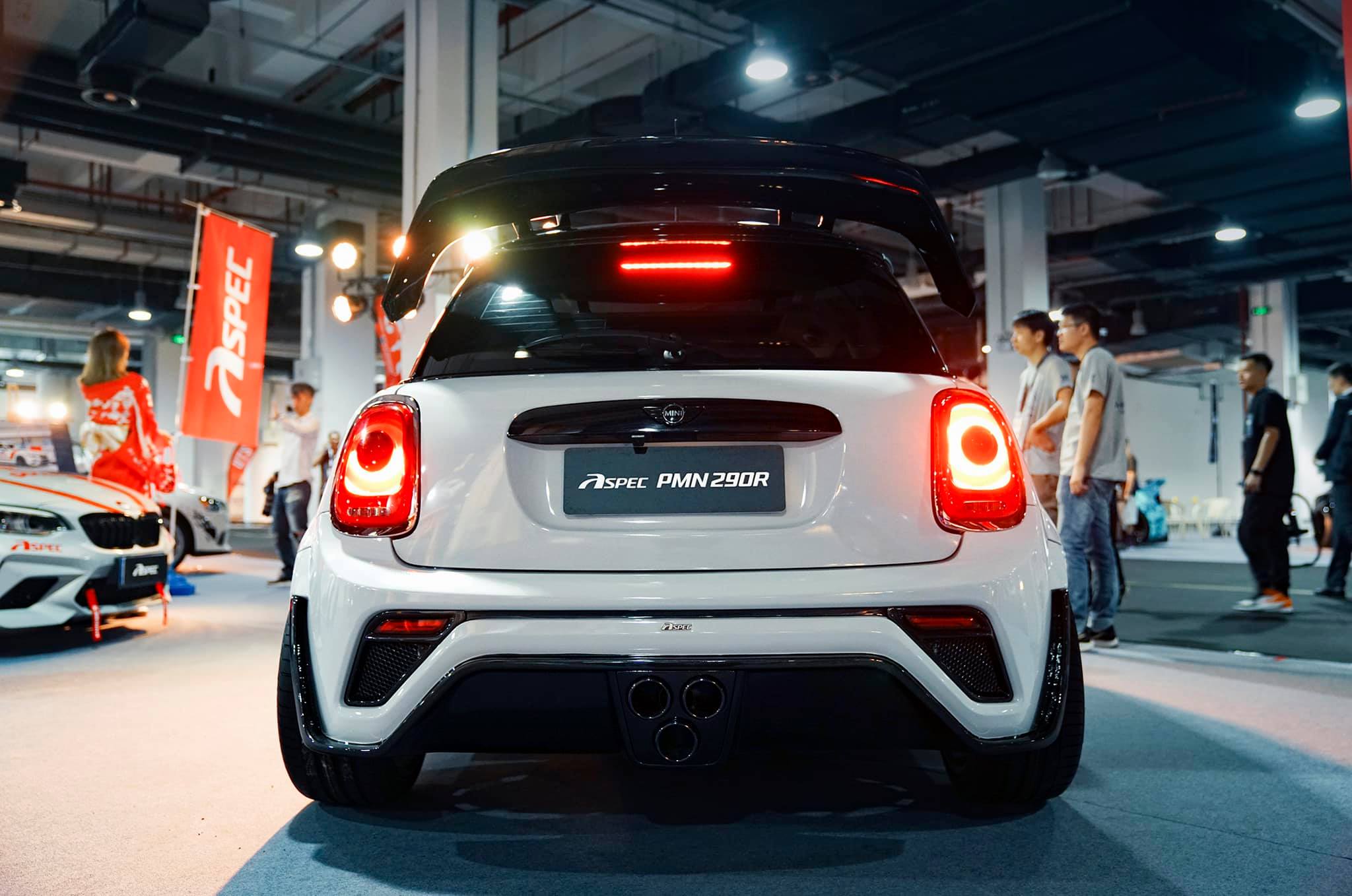 MINI Cooper Hatch Gets Monster Widebody Kit And LFA Exhaust From China ...
