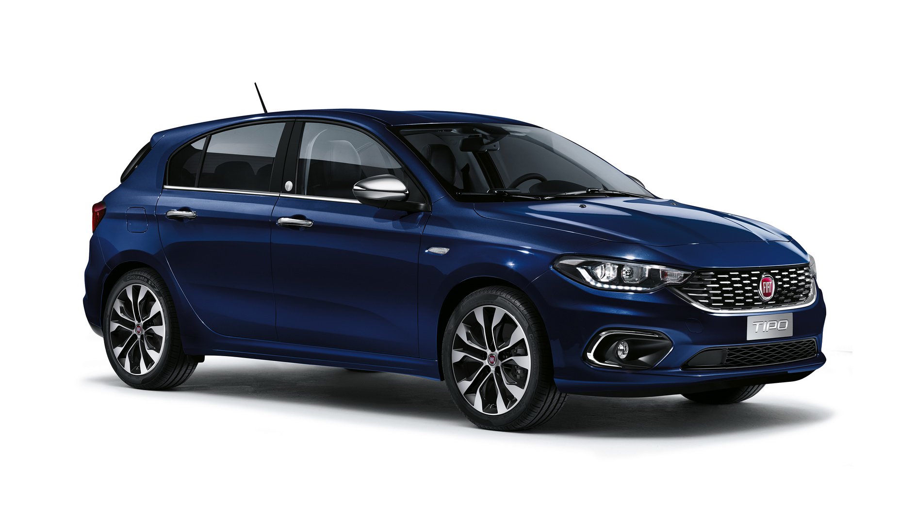 Mirror, Street Versions Added To 2019 Fiat Tipo Lineup In