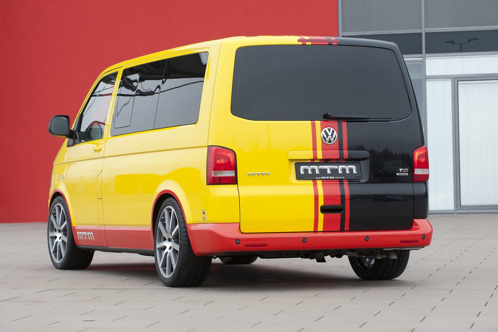 MTM's VW T5 Multivan Gives You 355HP for €21,250