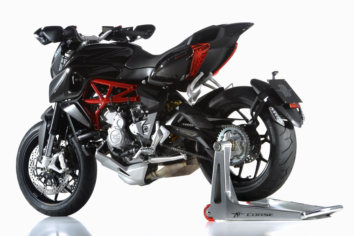 MV Agusta Rivale 800 Out for Open Day Road Testing - autoevolution
