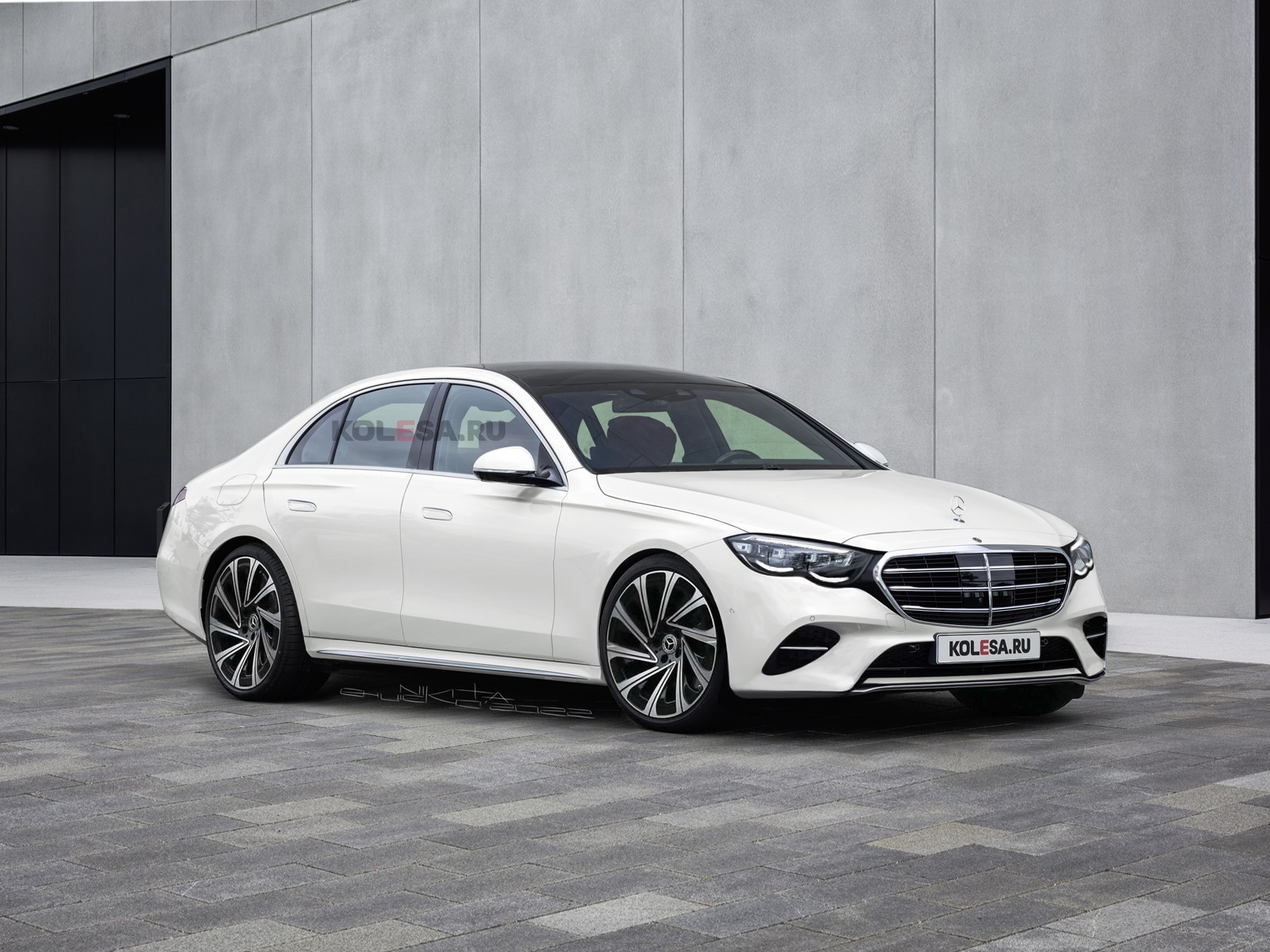 New 2024 MercedesBenz EClass Is Immune to the Cold as Grille Digitally Grows Bigger