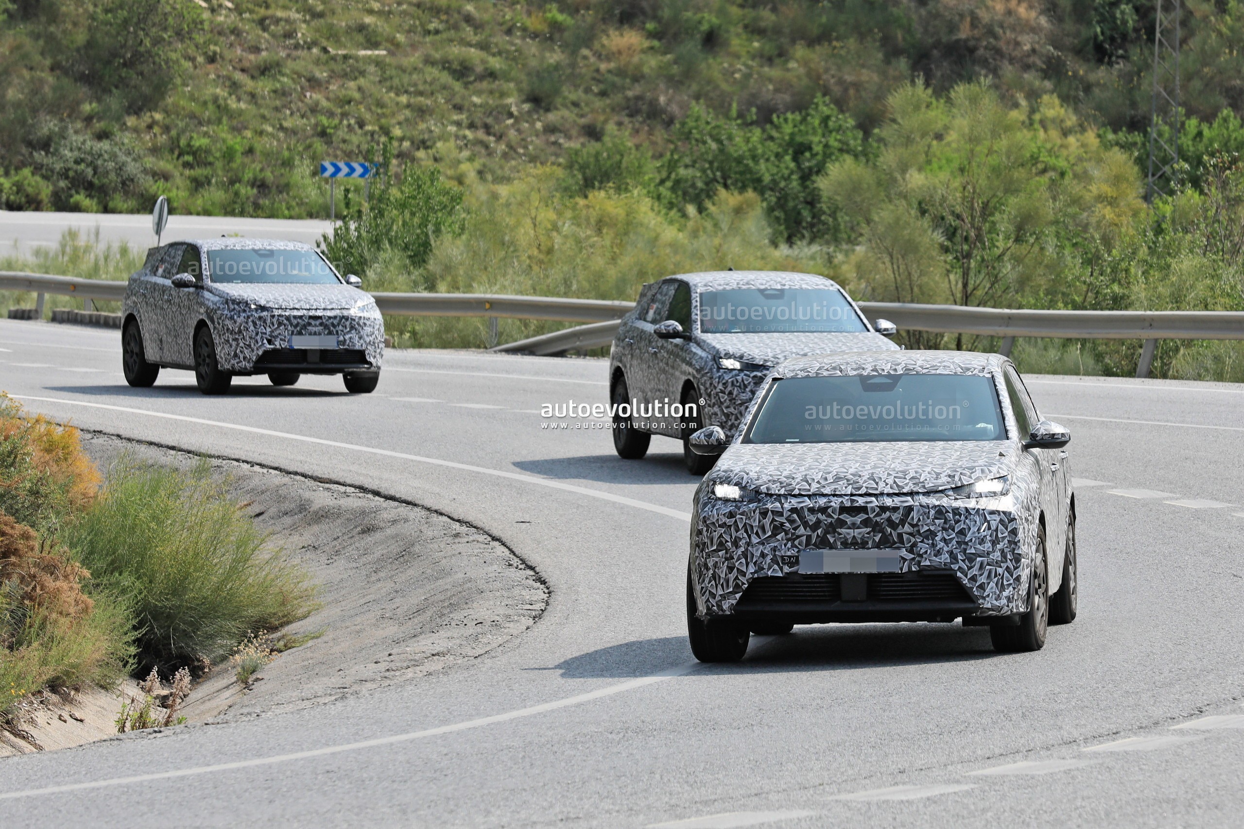 Third-Gen Peugeot 3008 Rendered After New Spy Photos With 408 Design Cues