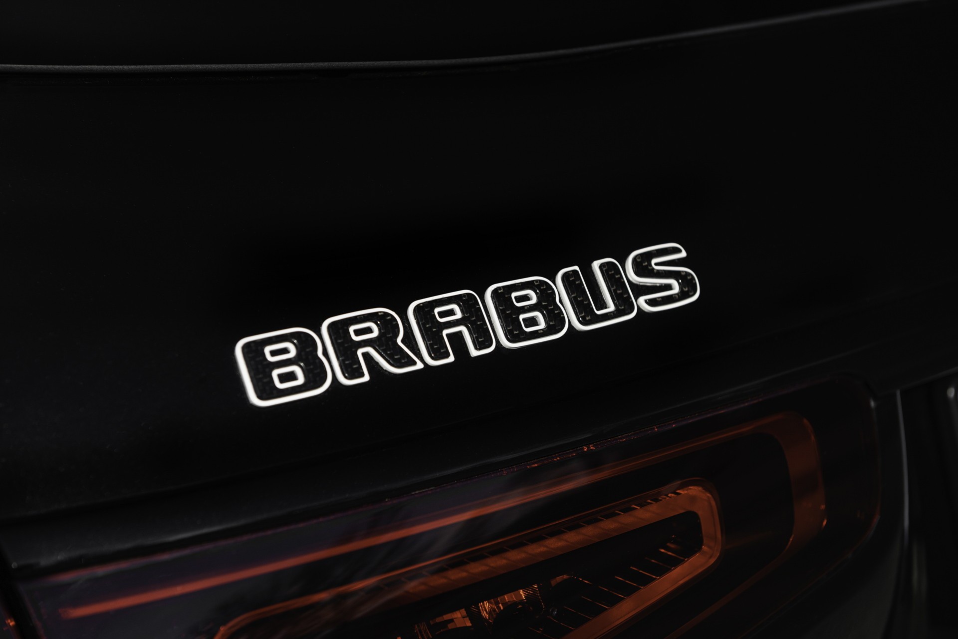 New Brabus 900 Superblack Is What the Mercedes-AMG GLS 63 Should