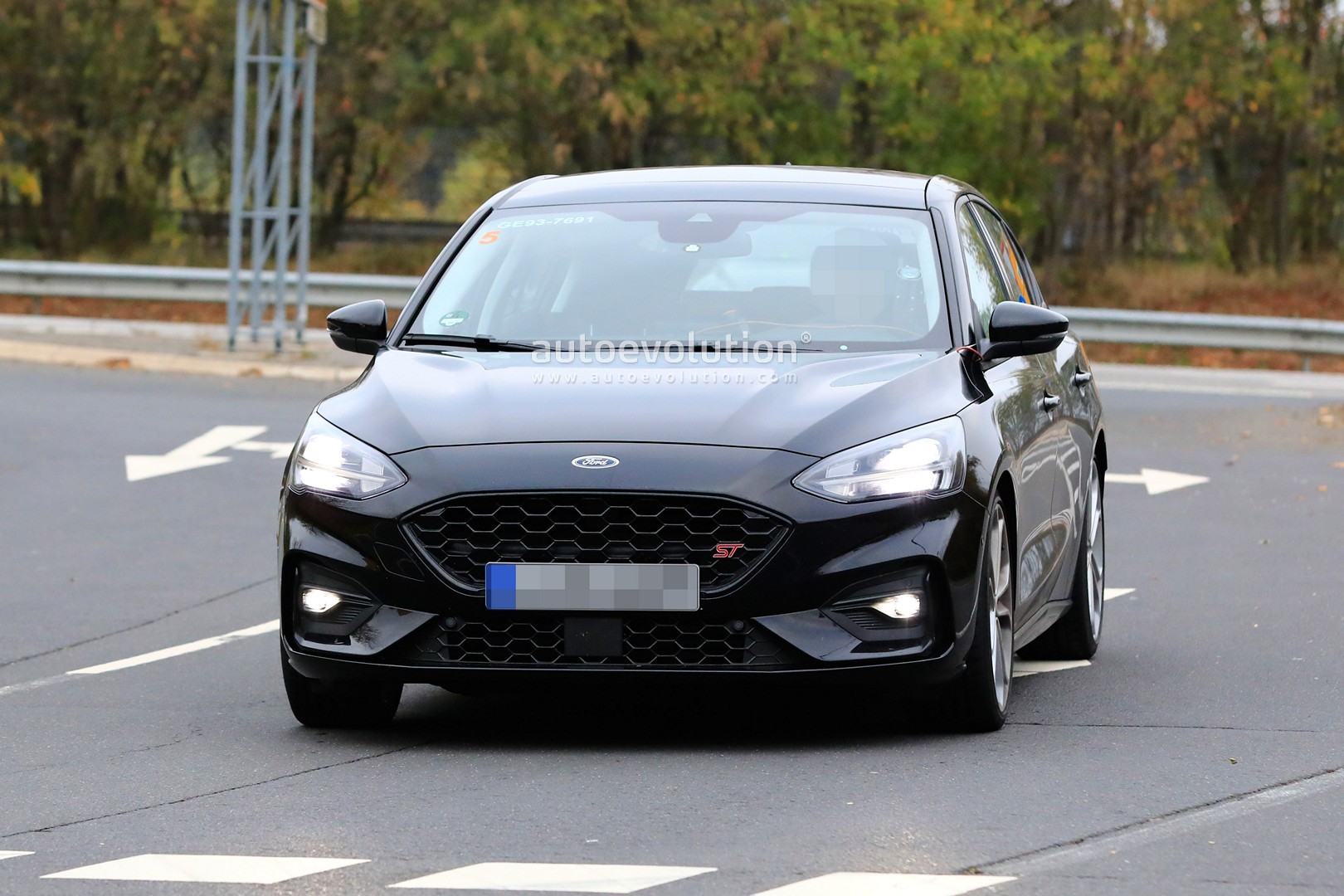 New Ford Focus St Interior Revealed 2 3l Engine Has