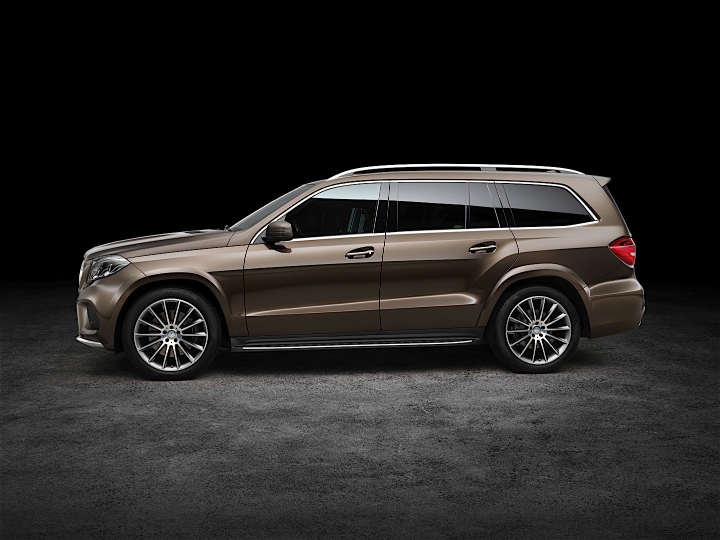 New Jersey Dealer Sued After Refusing To Sell A Mercedes Benz Gls To Customer Autoevolution