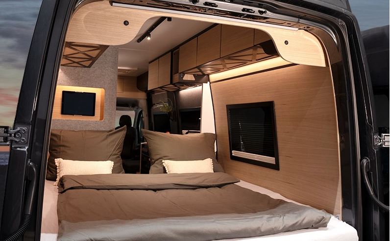 new-loef-camper-van-brings-glamour-and-fine-dining-to-the-nomad-life_5.jpg