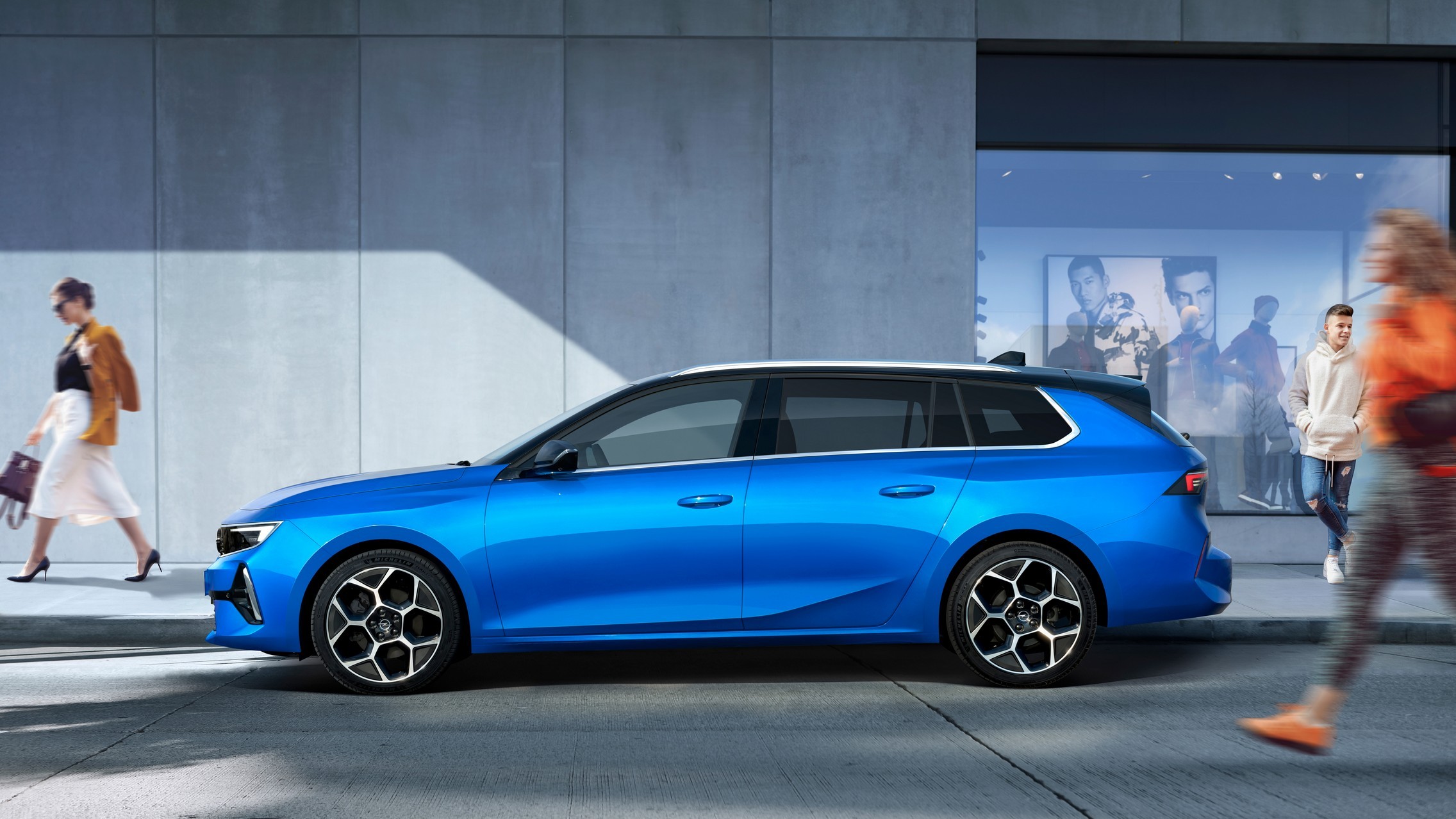 New Opel Astra Sports Tourer Is Purely Designed As ICE and Electrified ...