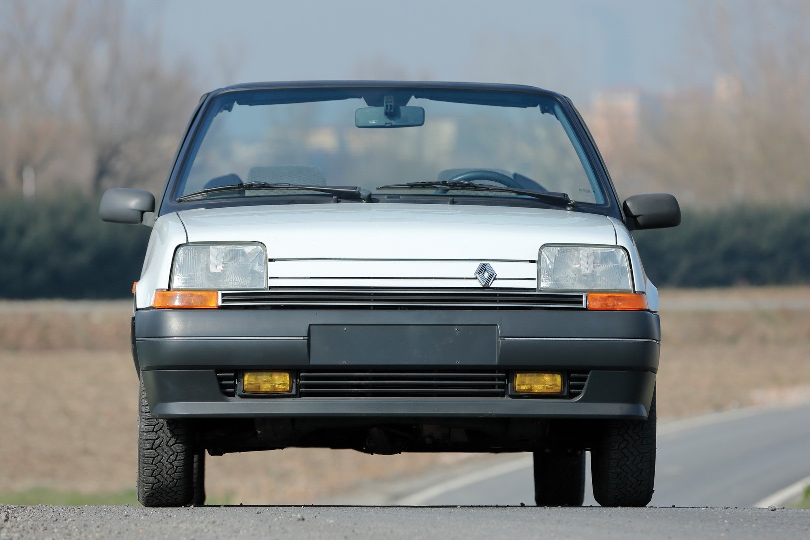 New Renault 5 EV Is Unlikely to Spawn Cabrio Variant, but There Is a  Precedent - autoevolution