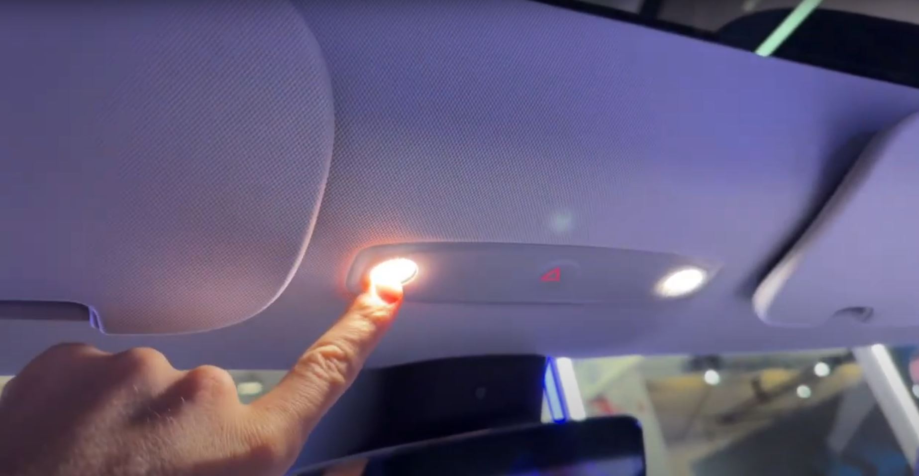 New Tesla Model 3 Has Backup PRND Buttons on the Ceiling