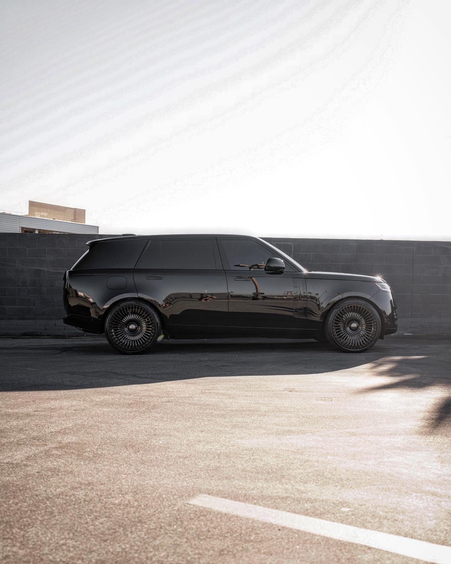 Range Rover dressed up in Louis Vuitton goes overboard - Luxurylaunches