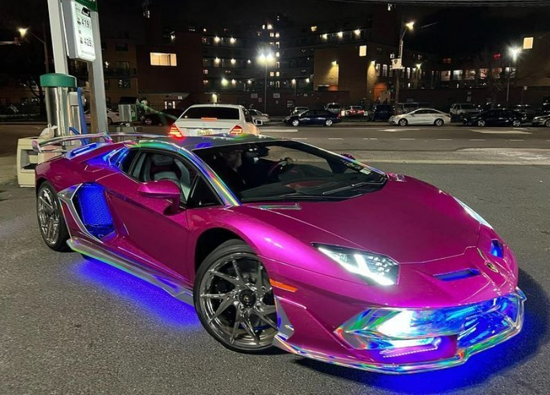 Nicki Minaj Goes All Pink in a Wrapped Lamborghini Aventador SVJ ...