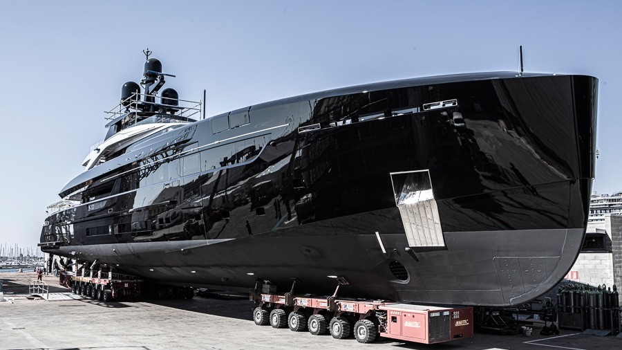 billionaire black yacht