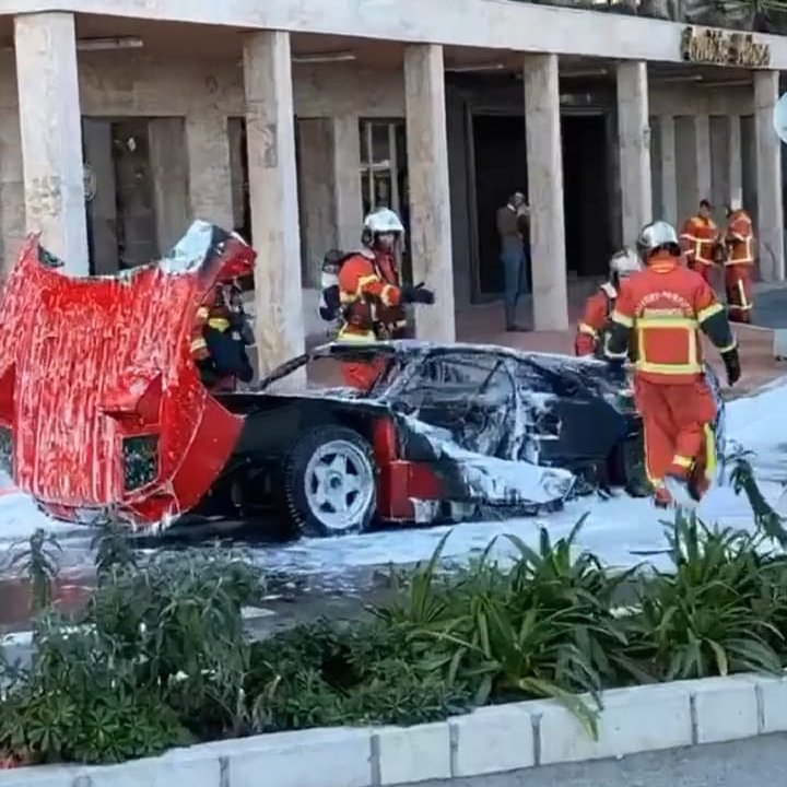 On Enzo’s Birthday, a Ferrari F40 Spontaneously Burned to a Crisp in ...