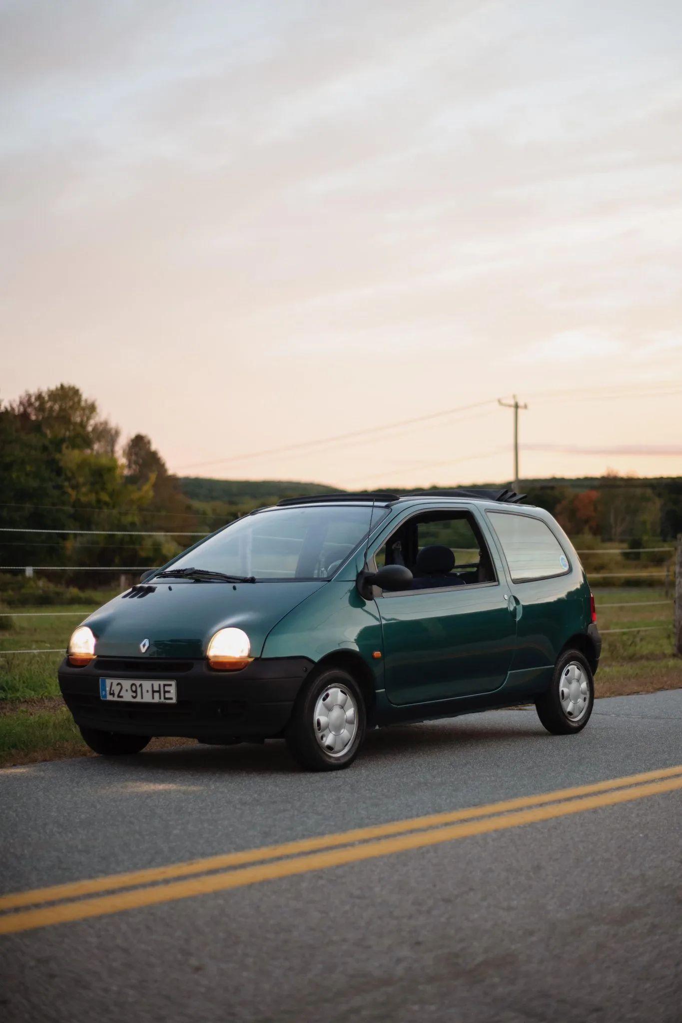 At $2,500, Should We All Hail This 1995 Renault Twingo?