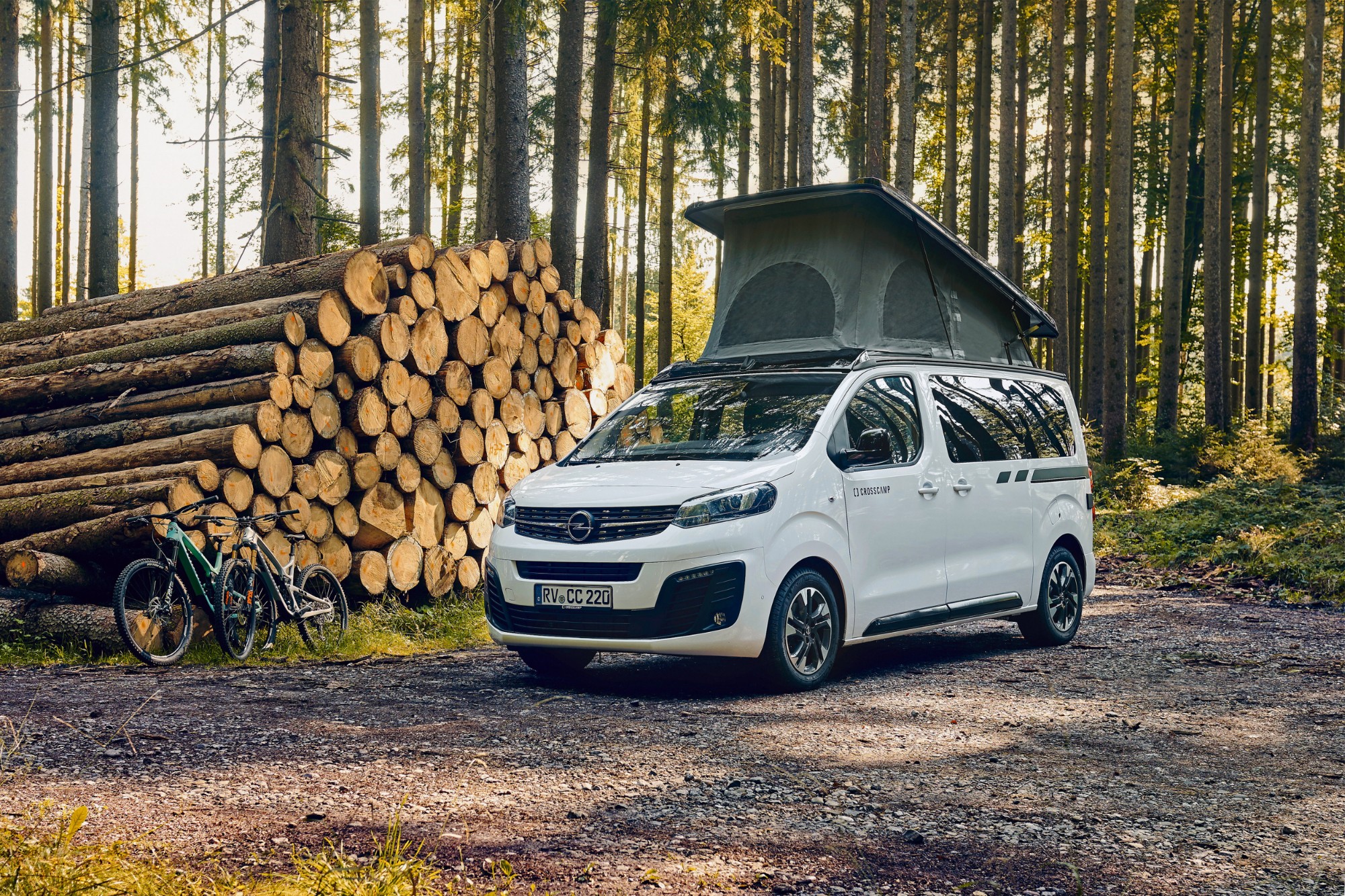Opel Zafira Life Gains Official Crosscamp Camper Variants - autoevolution