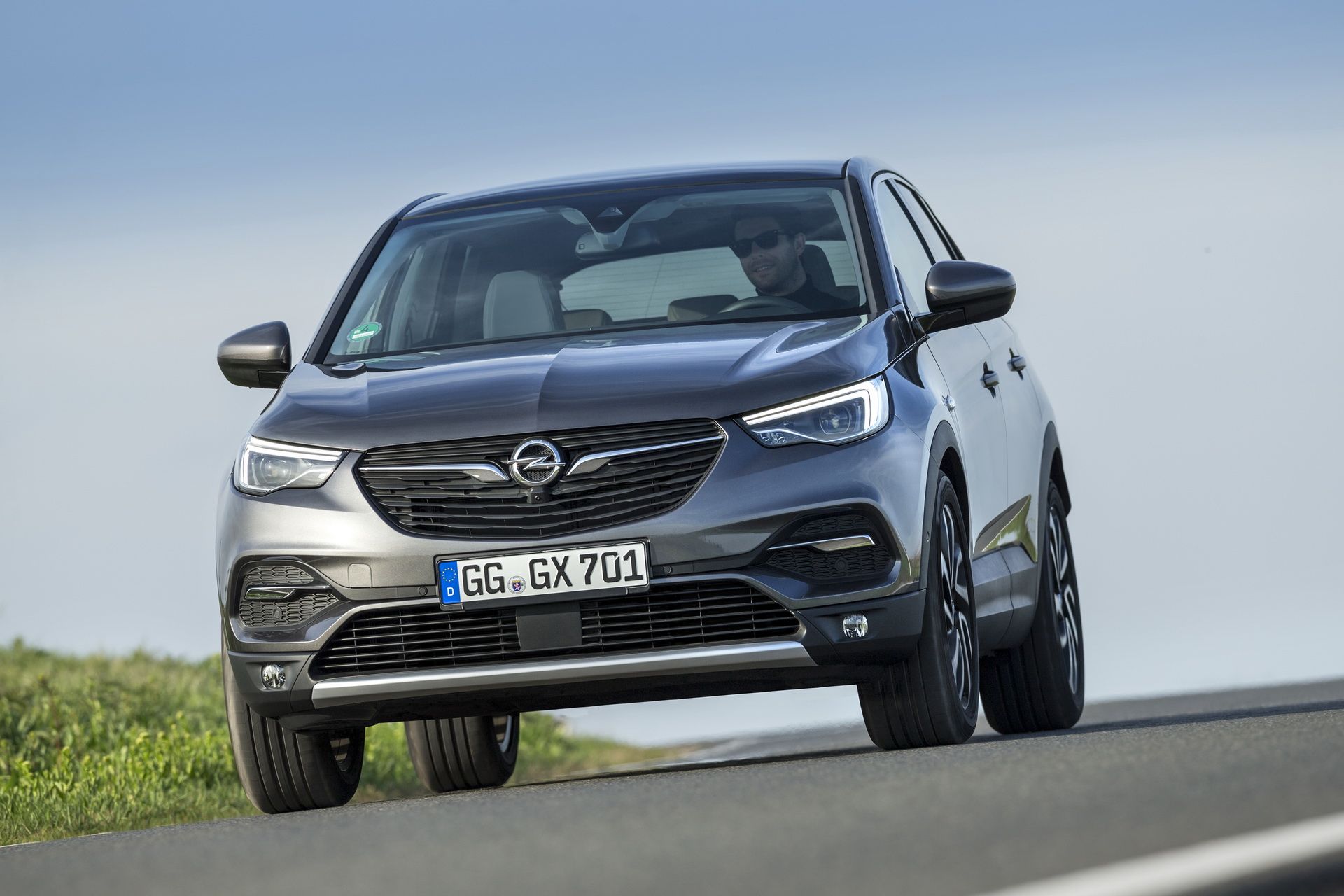 Opel Grandland X Gets New 1.5-Liter Diesel With 130 HP, PHEV Coming in 2020 ...1920 x 1280