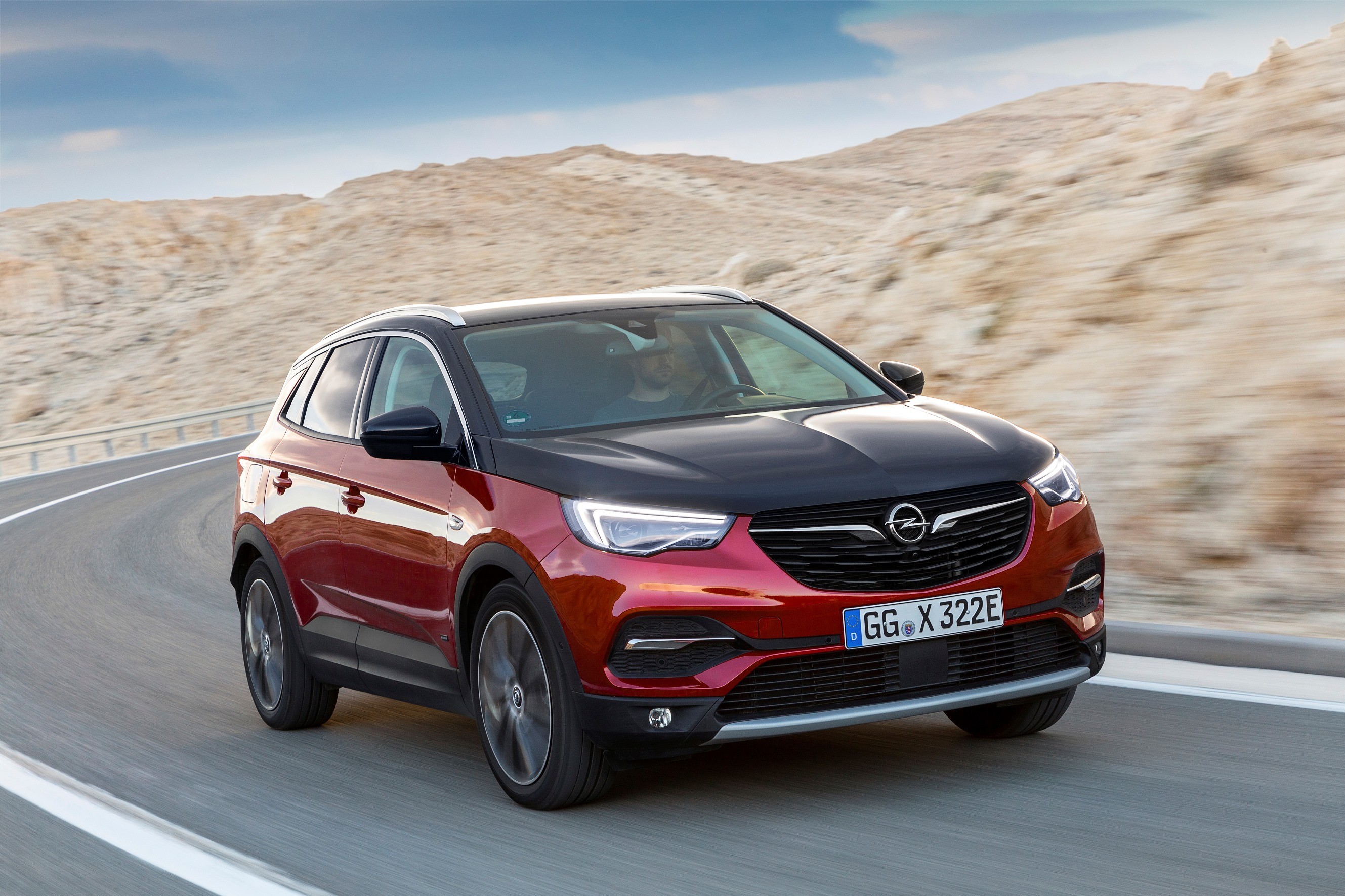 Opel Grandland X Hybrid Now Available With FWD, It�s Adequately Priced