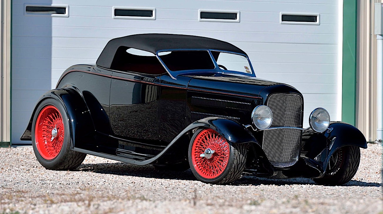 Open Eyed 1932 Ford V8 Roadster Looks Like A Mobster Hat Autoevolution