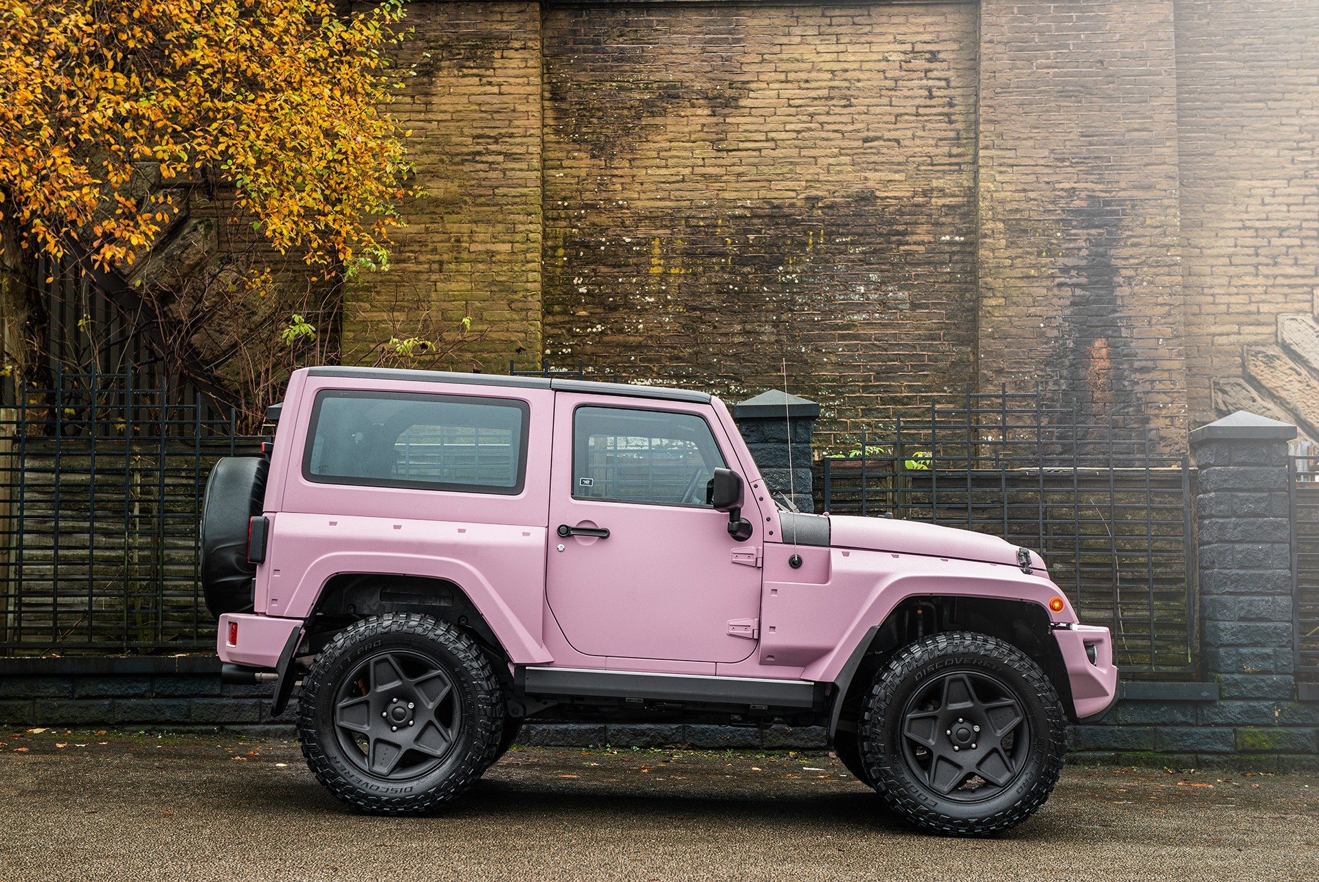 Pink Jeep Wrangler Looks Like Barbie's OffRoad Weekend Warrior