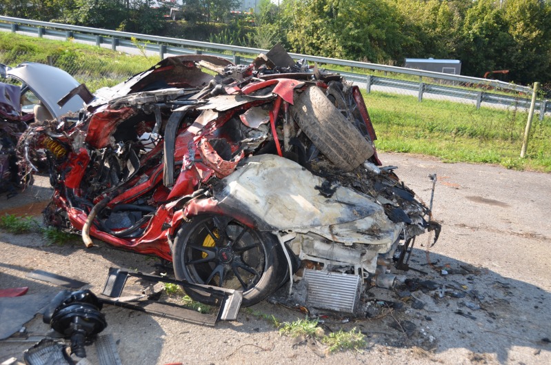 Porsche 911 GT2 RS Crash at 160 MPH - autoevolution