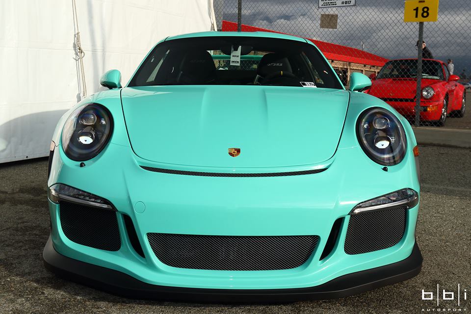 Porsche Exclusive Paint To Sample 911 GT3 RS, the Tiffany Blue