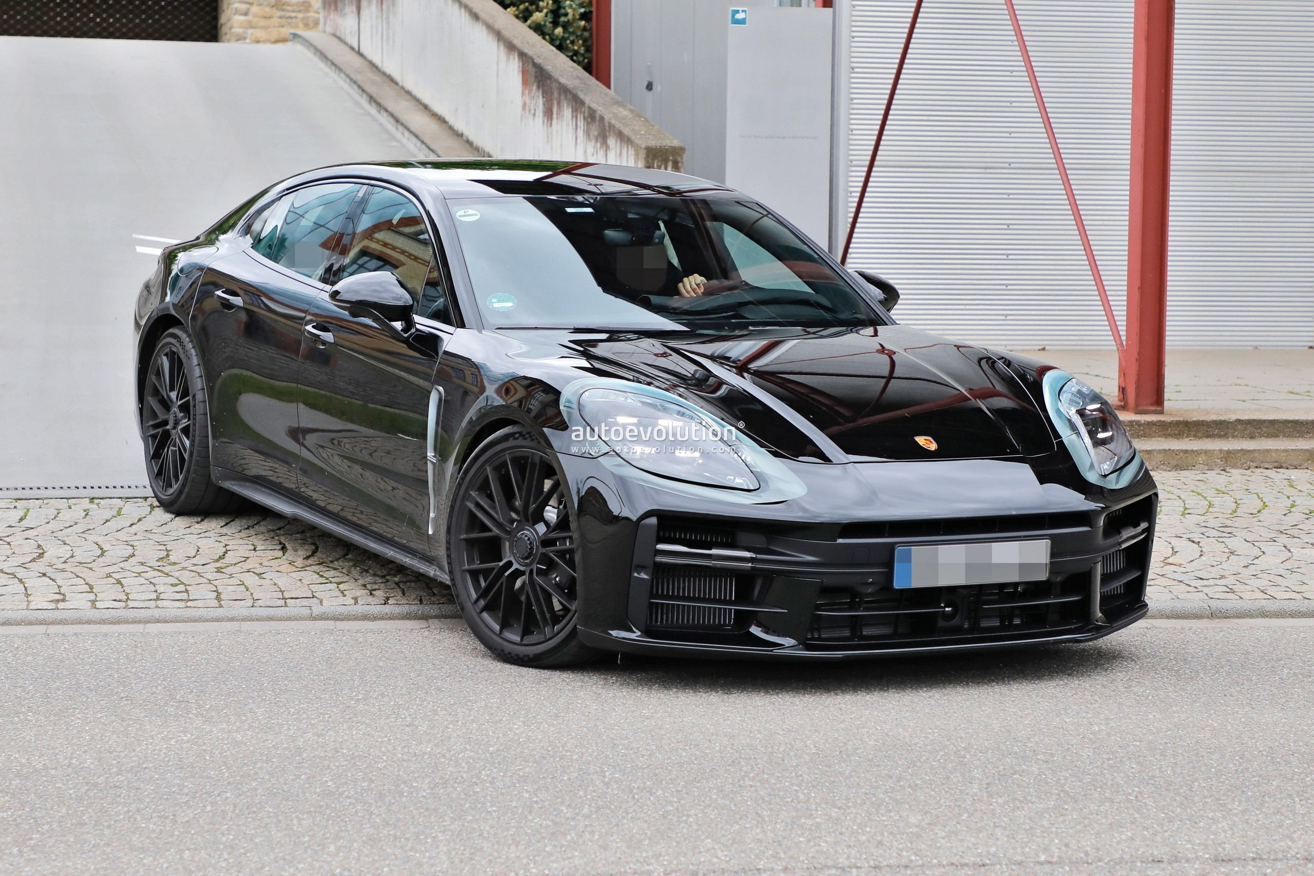 Porsche Keeping Its ICE-Powered Fastback Alive, 2024 Panamera Caught