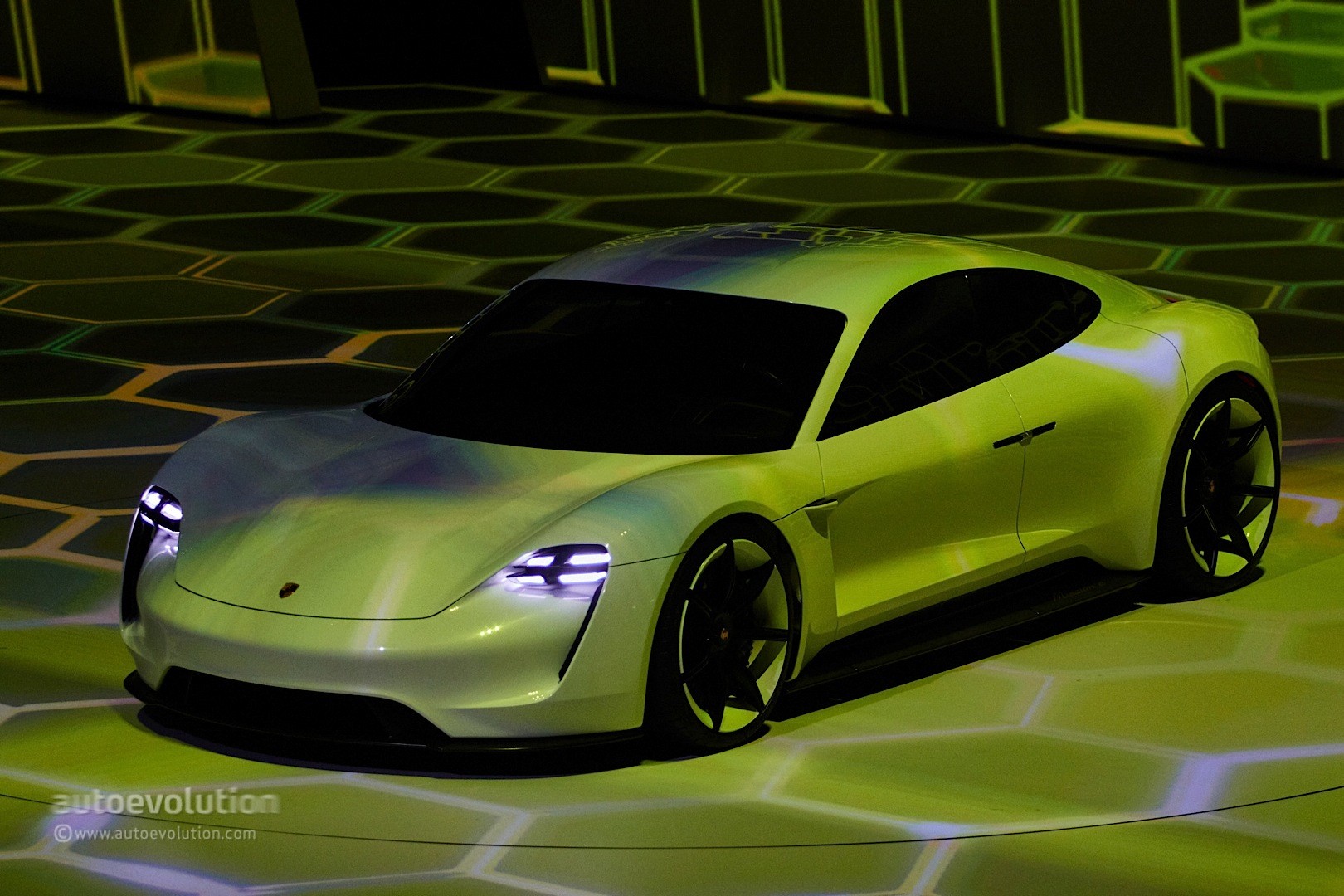 Porsche Mission E Gets Production Green Light, Coming by 2020 -  autoevolution